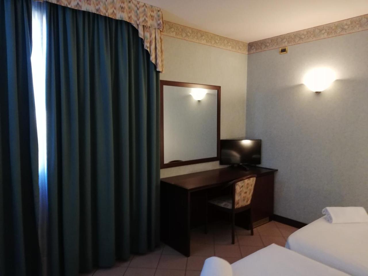 Hotel Venice Palace 4*