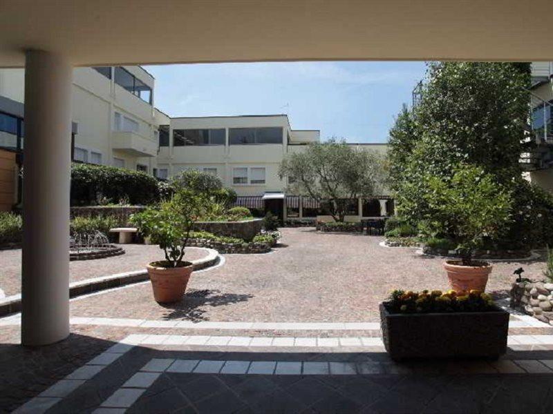 Venice Palace Hotel 4*
